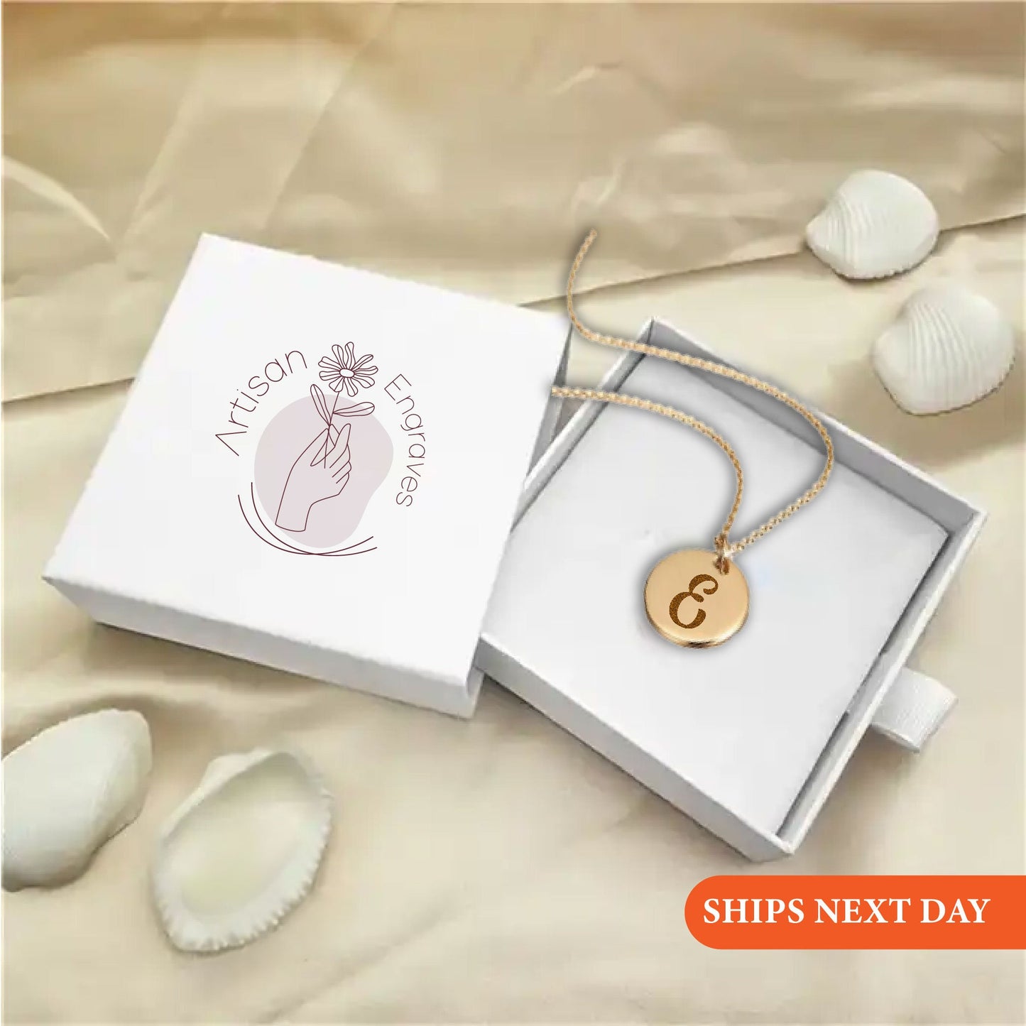 Personalized Initial Christmas Necklace for Women Name Necklace Gifts for Mom Custom Name Charm Best Friends Birthday Valentines Day Gift