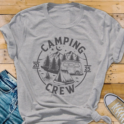 Camping Crew 2025 T-Shirt, Family Campfire Matching Tee