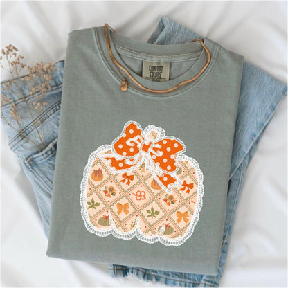 Lace Pumpkin Shirt – Cute Fall Tee, Preppy Coquette Halloween Hoodie, Autumn Mom Sweatshirt, Fall Teacher Shirt