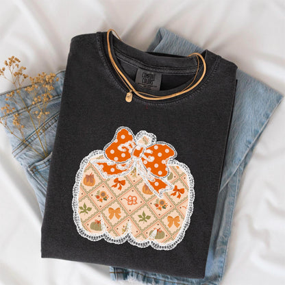 Lace Pumpkin Shirt – Cute Fall Tee, Preppy Coquette Halloween Hoodie, Autumn Mom Sweatshirt, Fall Teacher Shirt