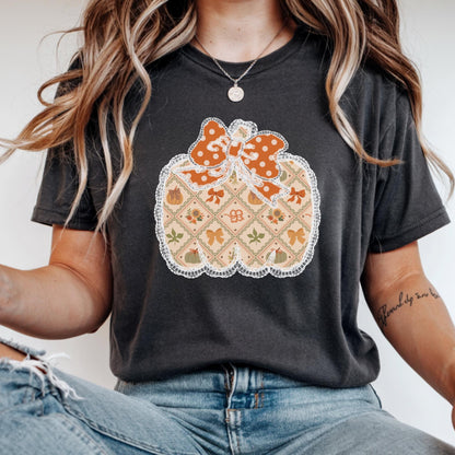 Lace Pumpkin Shirt – Cute Fall Tee, Preppy Coquette Halloween Hoodie, Autumn Mom Sweatshirt, Fall Teacher Shirt