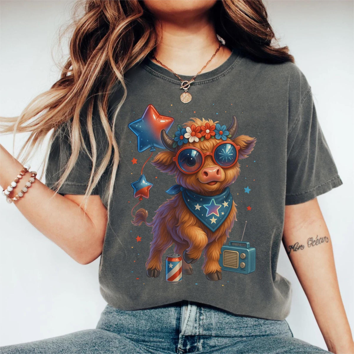 Highland Cow 4th of July Shirt, Patriotic American Cow Tee, Western Independence Day Shirt, Cow Lover Gift, USA Country Graphic Tee