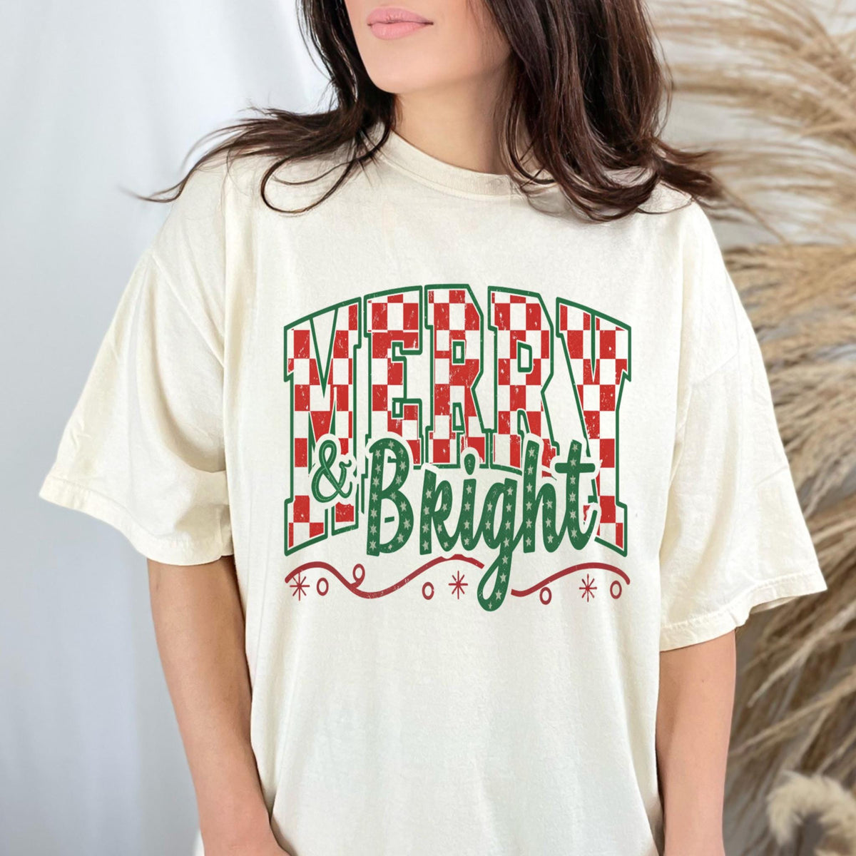 Merry and Bright Shirt, Women’s Christmas Tee, Cute Holiday Tee, Chic Winter Shirt, Christmas Gift Shirt