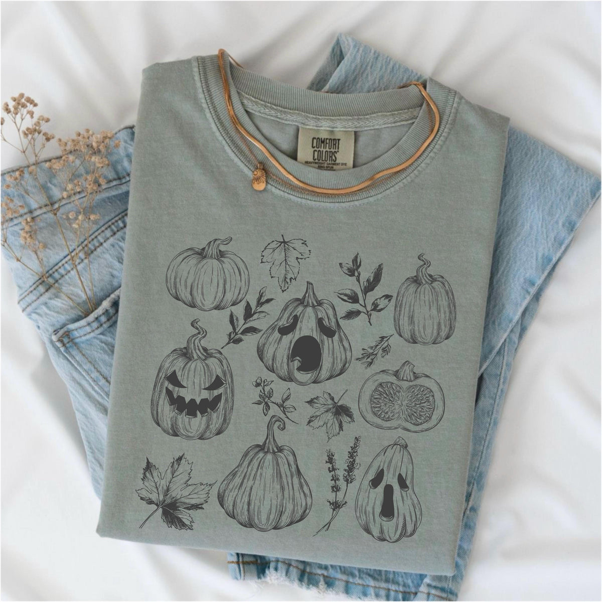 Hand-Drawn Pumpkin Shirt: Vintage Floral Fall Tee
