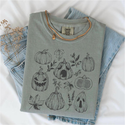 Hand-Drawn Pumpkin Shirt: Vintage Floral Fall Tee
