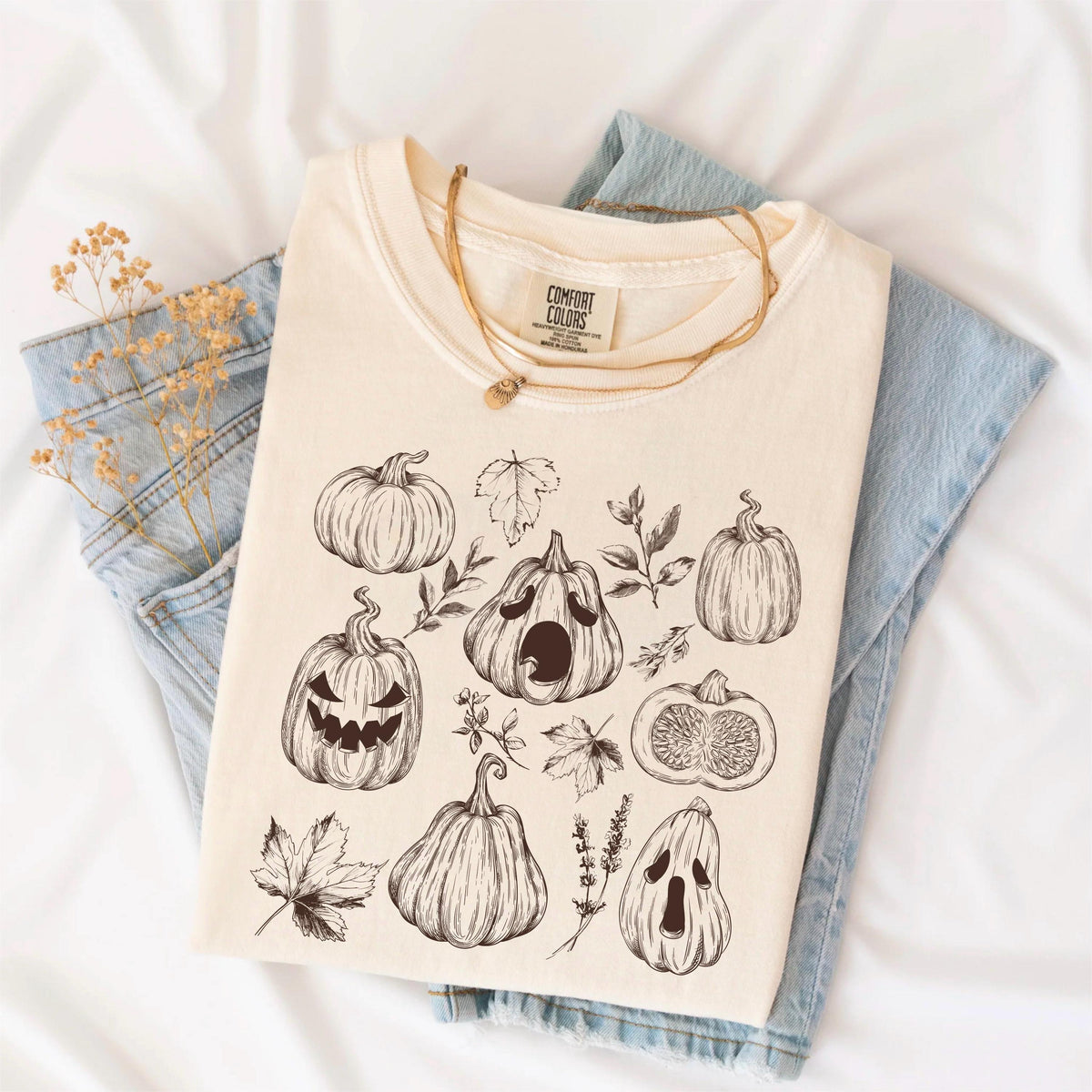 Hand-Drawn Pumpkin Shirt: Vintage Floral Fall Tee